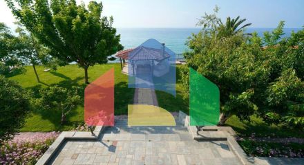 Продажа - Комплекс 510 m² в пригороде Кавалы