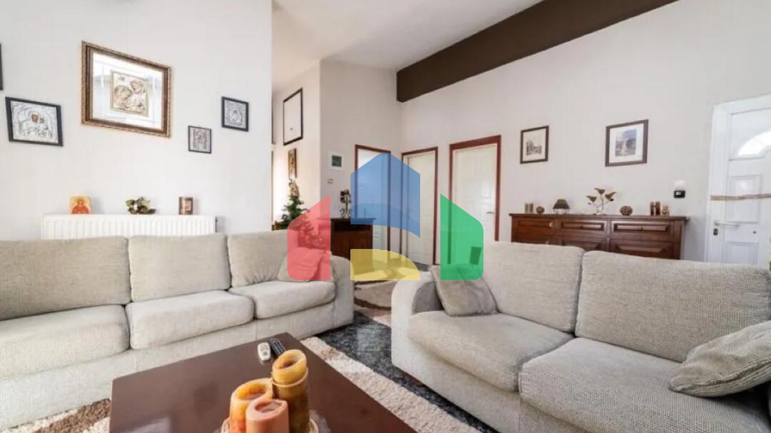 Продажа - Здание 266 m² в пригороде Кавалы