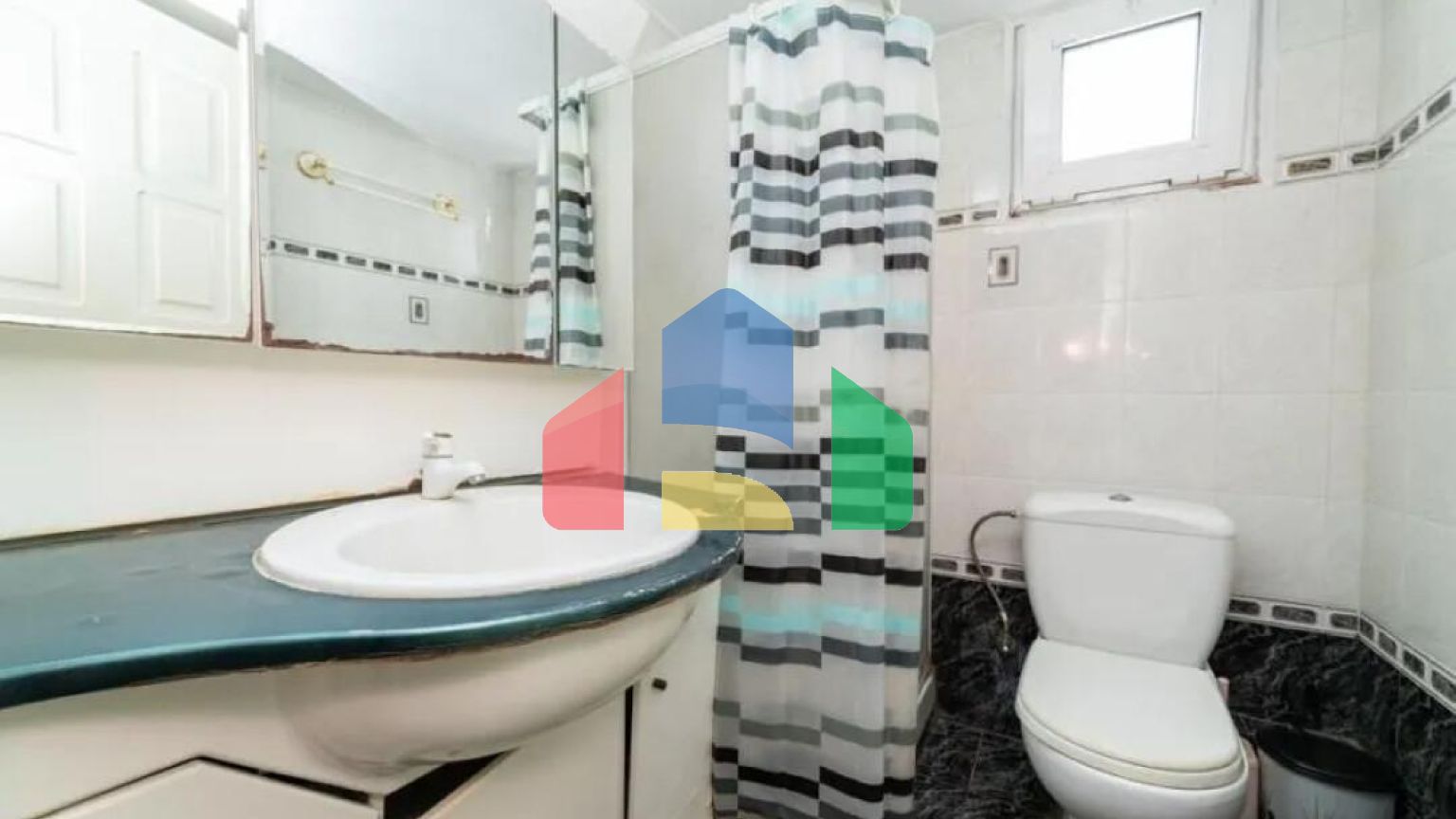 Продажа - Здание 266 m² в пригороде Кавалы