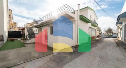 Продажа - Здание 266 m² в пригороде Кавалы