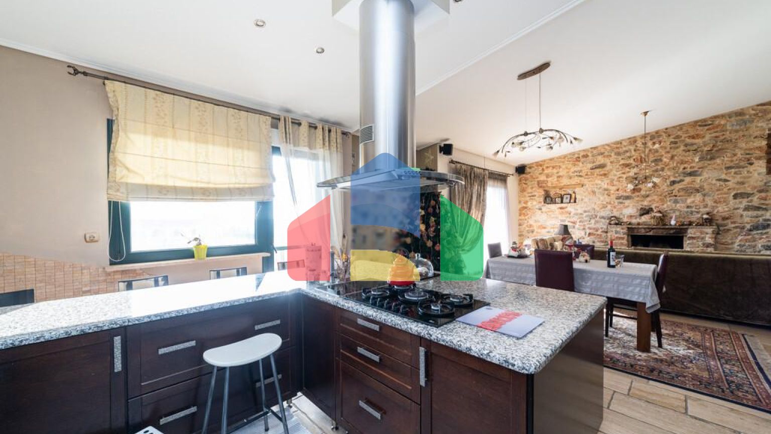 Продажа - Вилла 370 m² в пригороде Кавалы