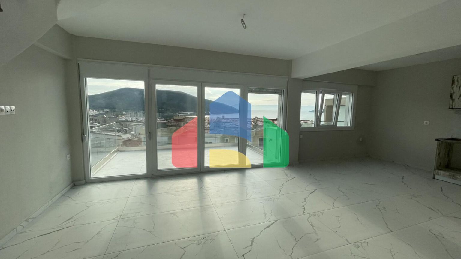 Продажа - Таунхаус 117 m² в пригороде Кавалы