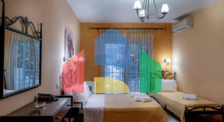 Продаж - Готель 450 m² в передмісті Кавалі