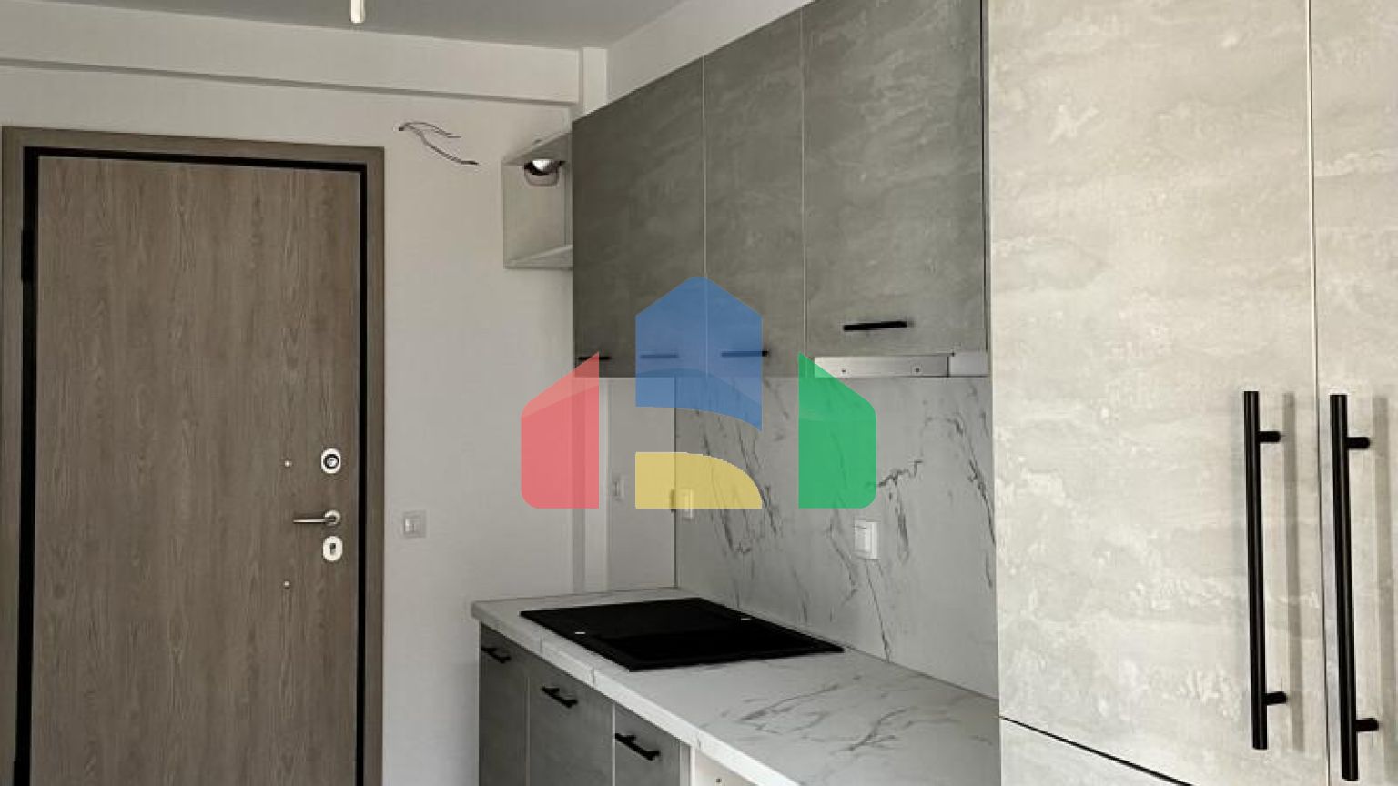 Продаж - Квартира 67 m² в передмісті Кавалі