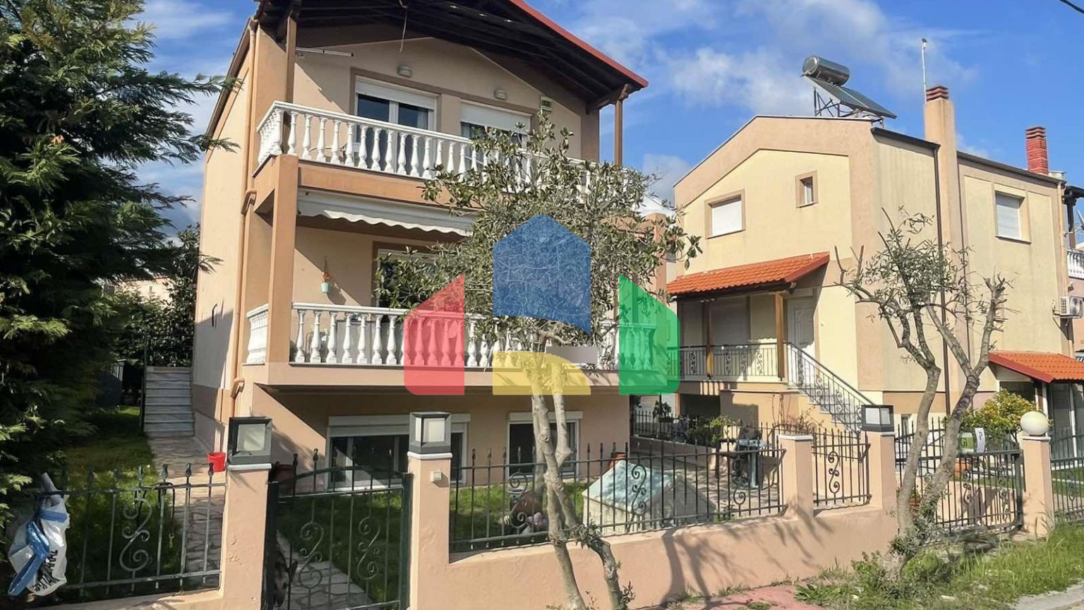 Продажа - Таунхаус 150 m² в пригороде Кавалы