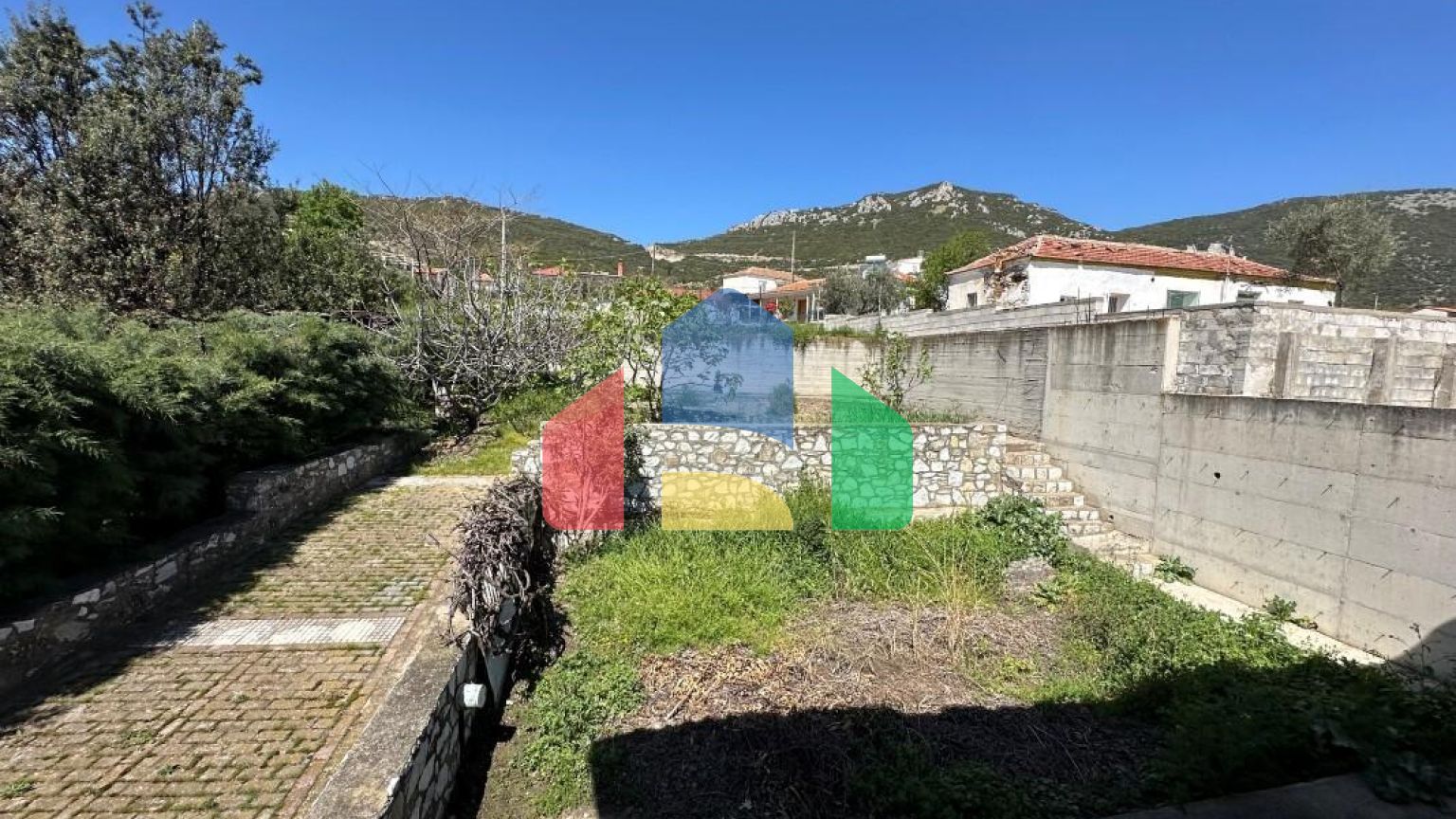 Продаж - Вілла 266 m² в передмісті Кавалі