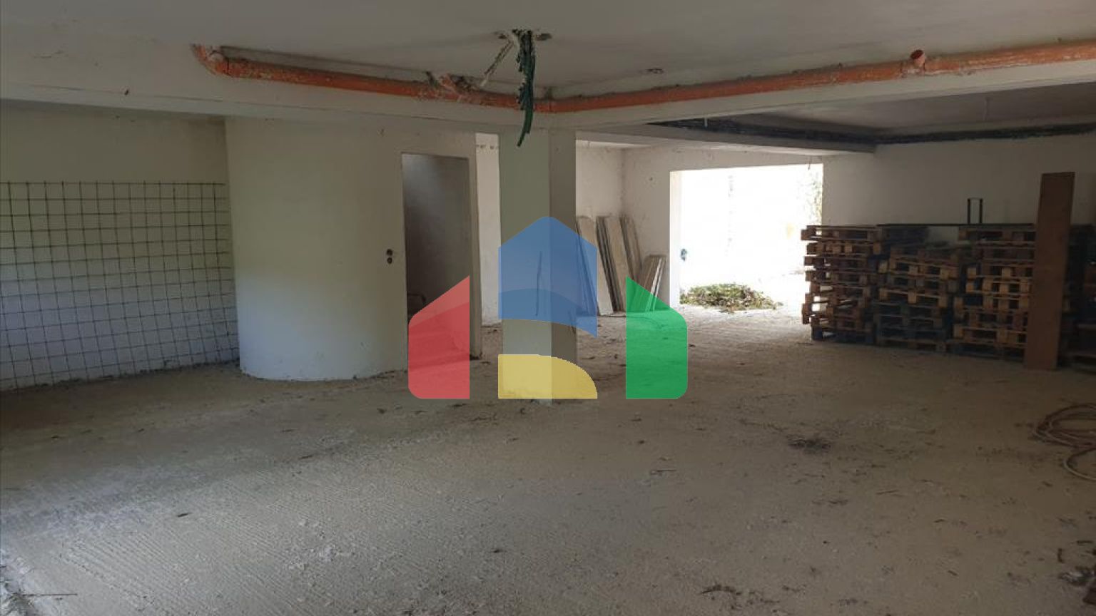 Продаж - Вілла 266 m² в передмісті Кавалі