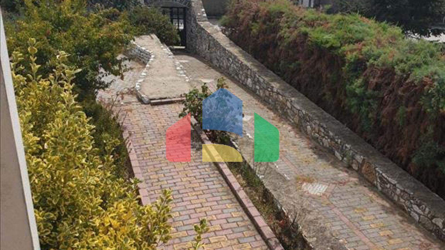 Продаж - Вілла 266 m² в передмісті Кавалі