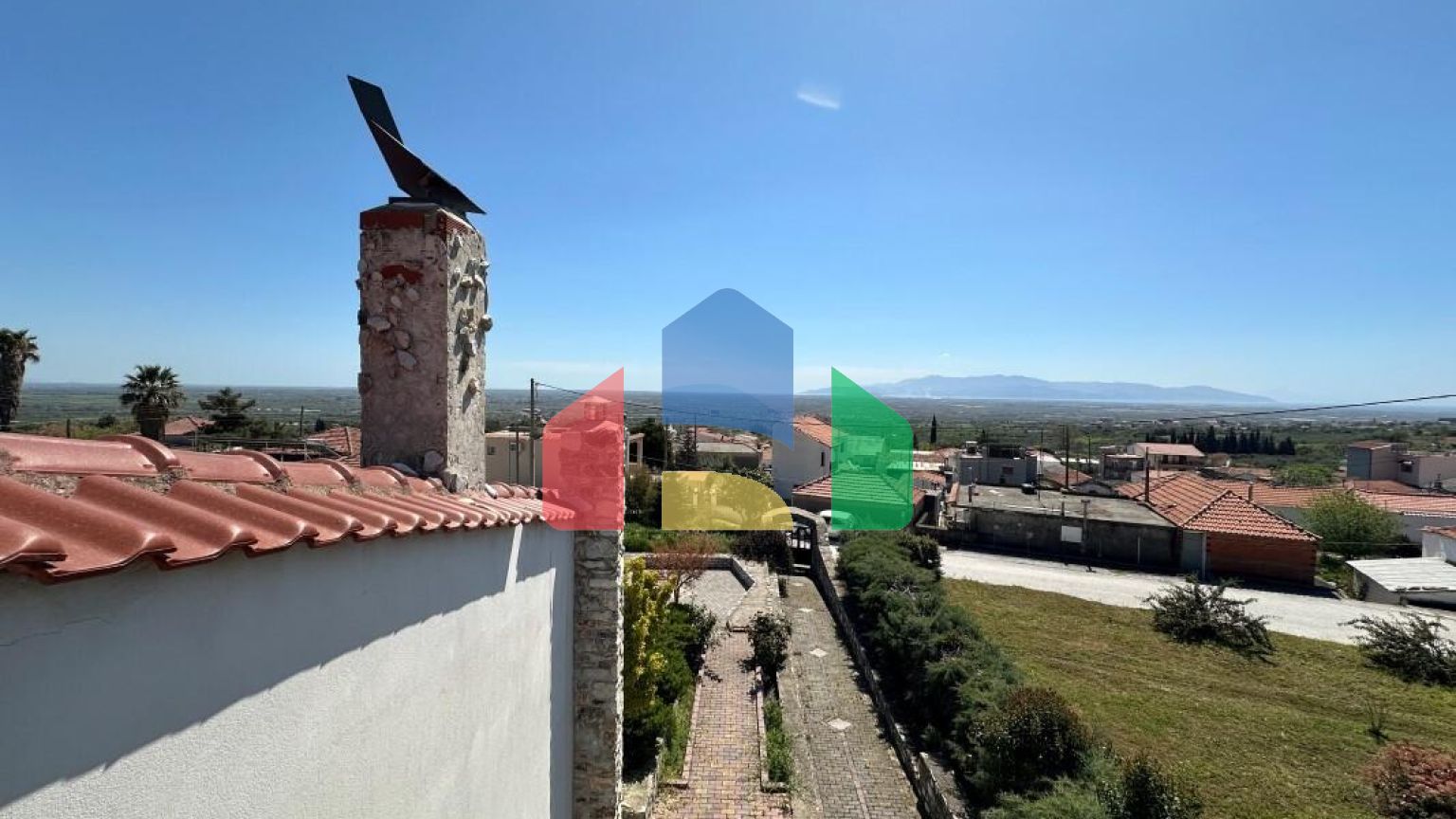 Продаж - Вілла 266 m² в передмісті Кавалі