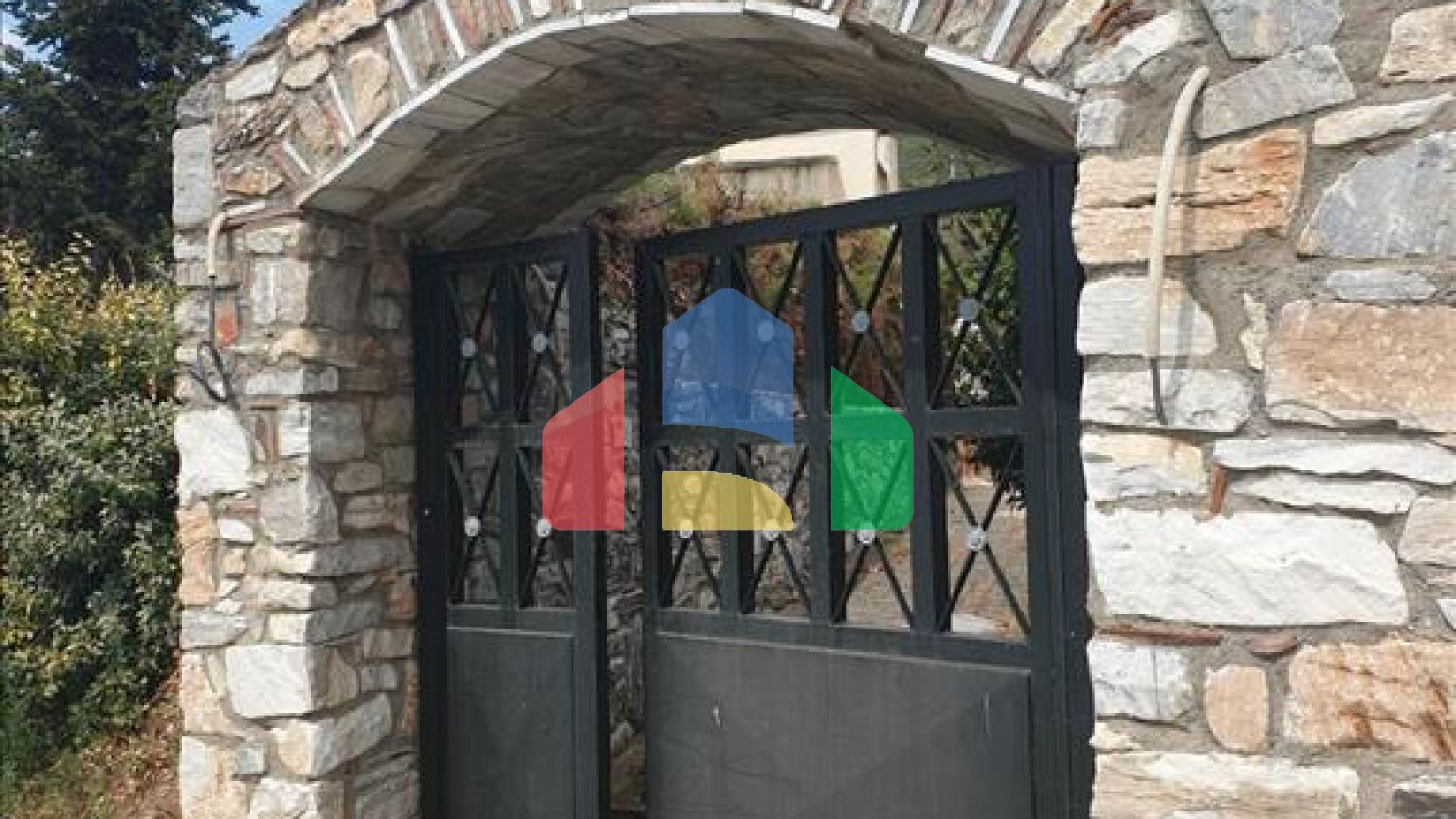 Продаж - Вілла 266 m² в передмісті Кавалі