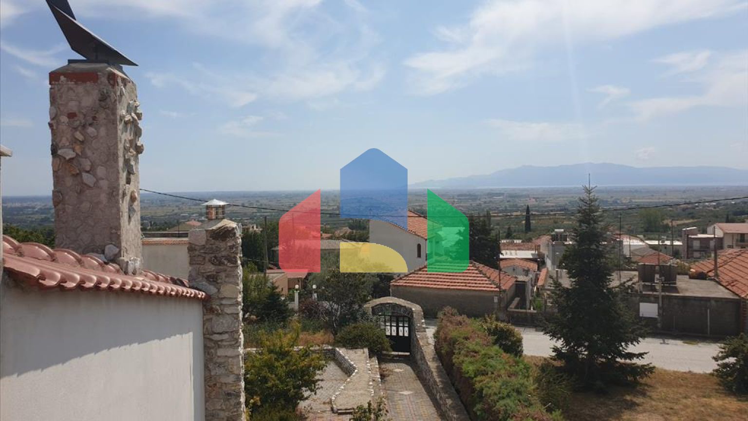 Продаж - Вілла 266 m² в передмісті Кавалі