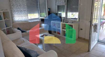 Продаж - Котедж 120 m² в передмісті Кавалі
