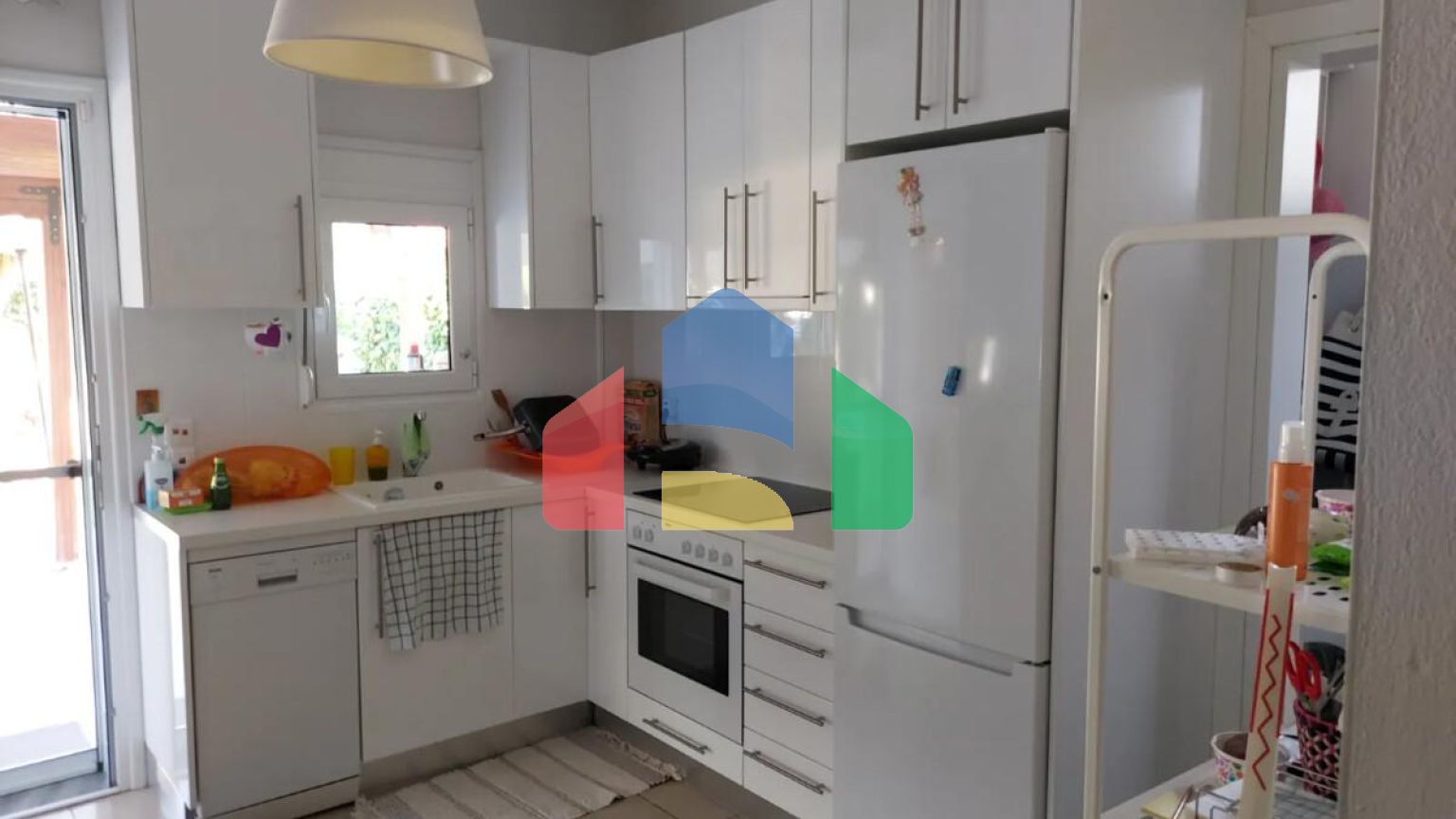 Продаж - Котедж 120 m² в передмісті Кавалі