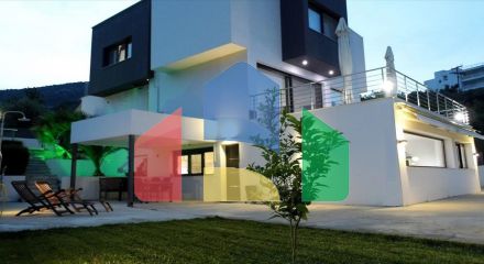 Продажа - Вилла 340 m² в пригороде Кавалы