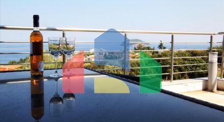 Продаж - Вілла 340 m² в передмісті Кавалі