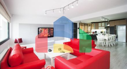 Продаж - Вілла 340 m² в передмісті Кавалі