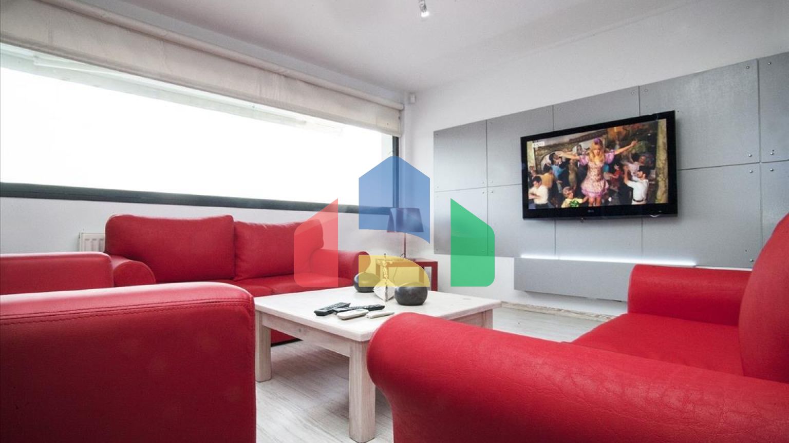 Продаж - Вілла 340 m² в передмісті Кавалі