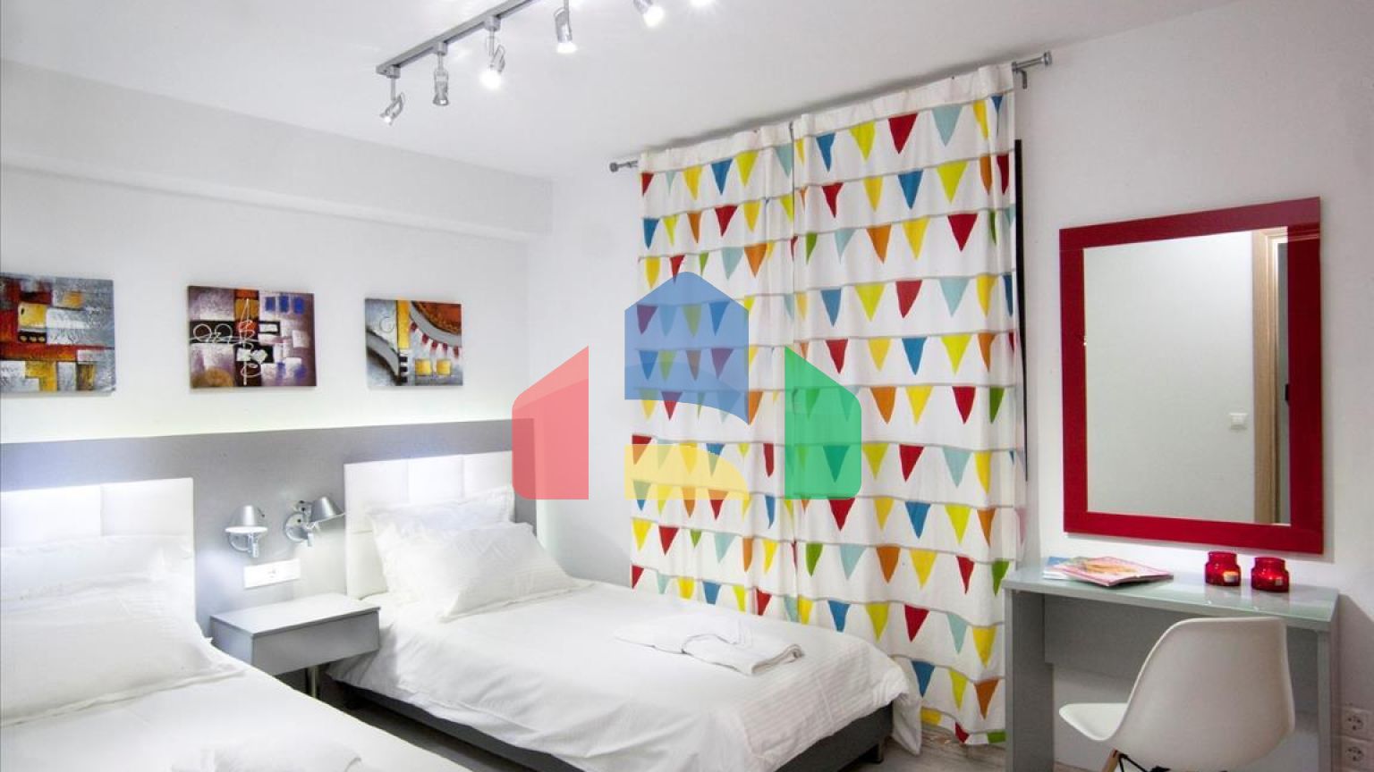 Продаж - Вілла 340 m² в передмісті Кавалі