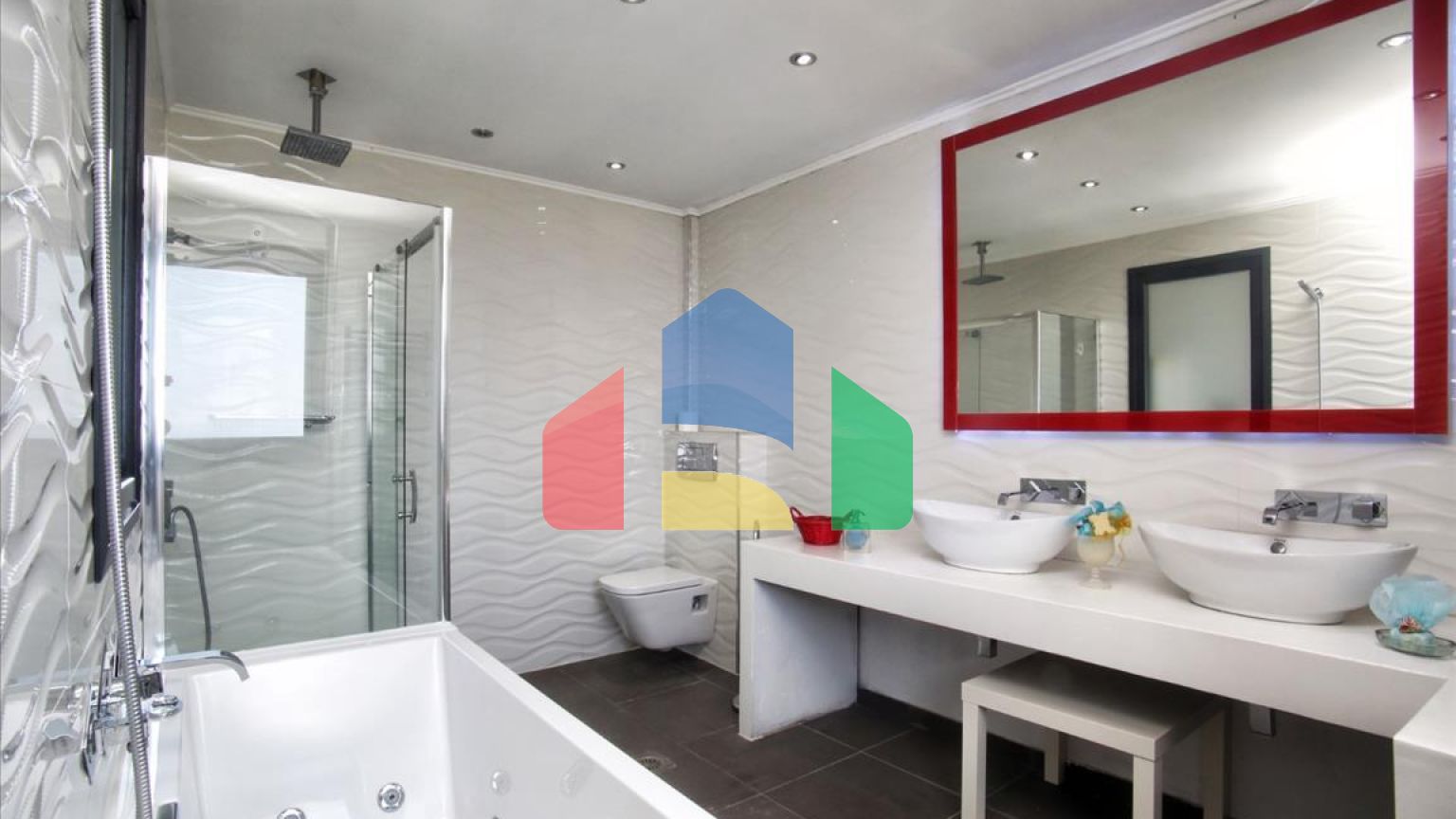 Продаж - Вілла 340 m² в передмісті Кавалі