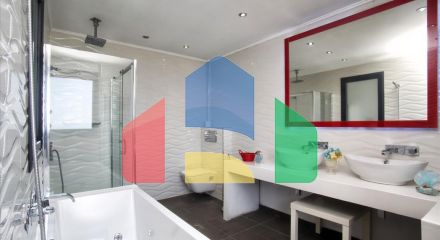 Продаж - Вілла 340 m² в передмісті Кавалі