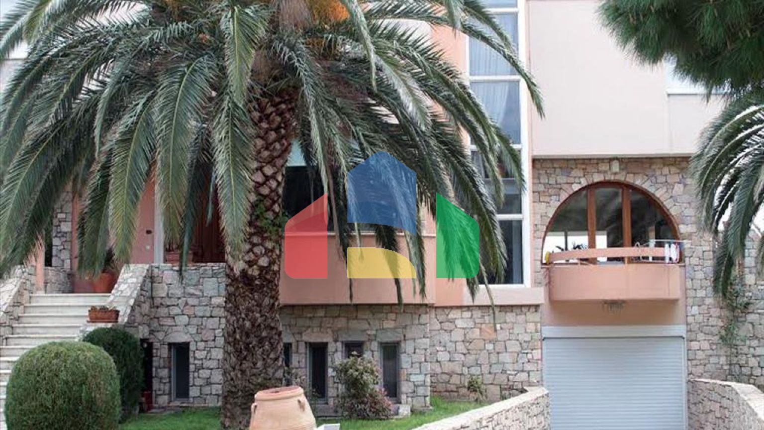 Продажа - Вилла 550 m² в пригороде Кавалы