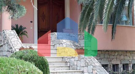 Продажа - Вилла 550 m² в пригороде Кавалы