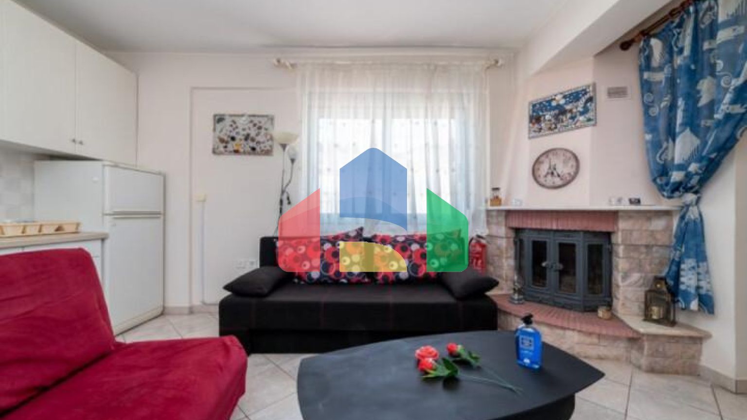 Продаж - Готель 452 m² в передмісті Кавалі