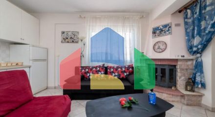 Продаж - Готель 452 m² в передмісті Кавалі