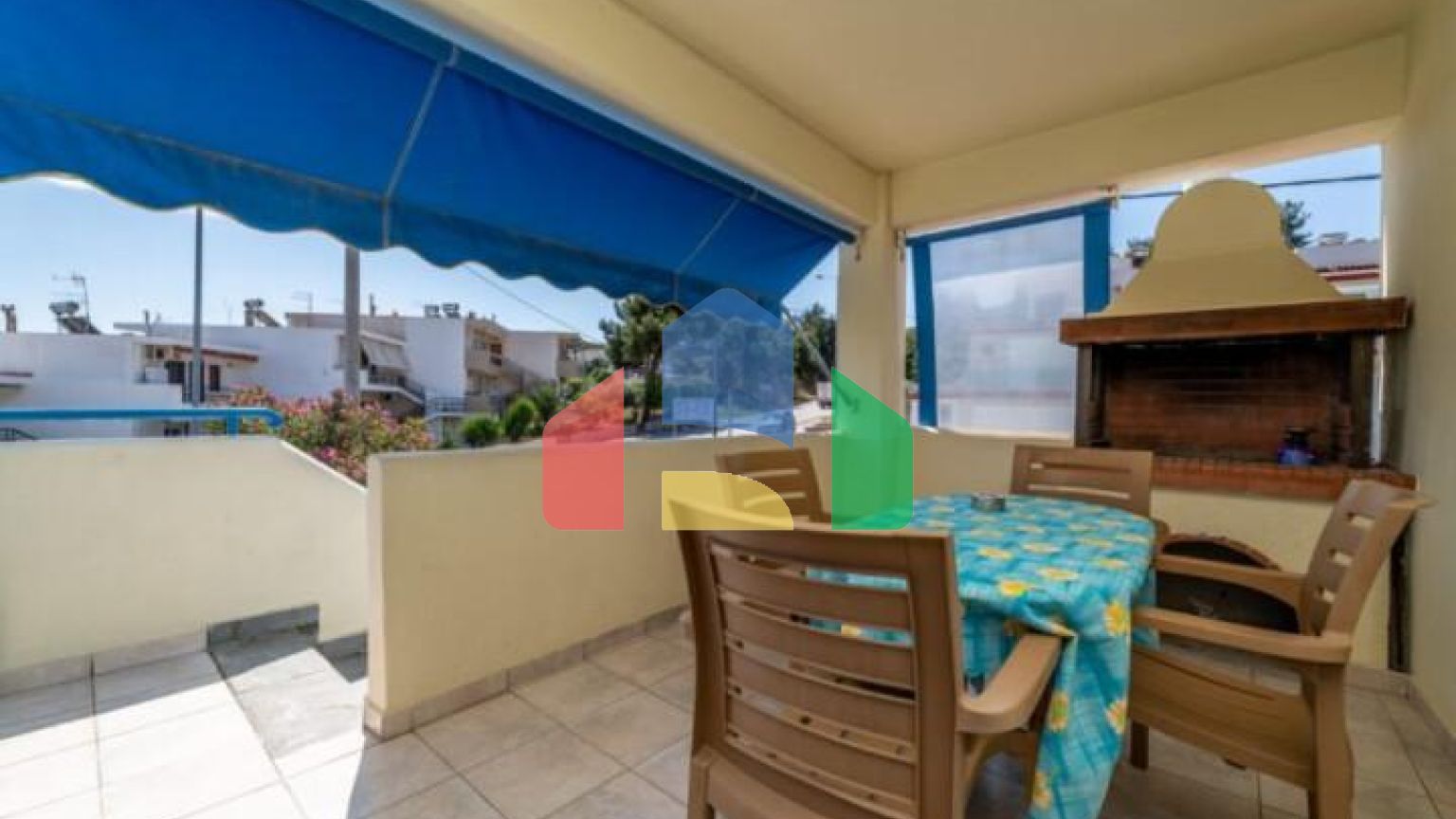 Продаж - Готель 452 m² в передмісті Кавалі