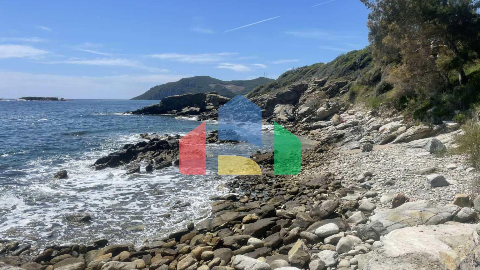 Продажа - Комплекс 1822 m² в пригороде Кавалы