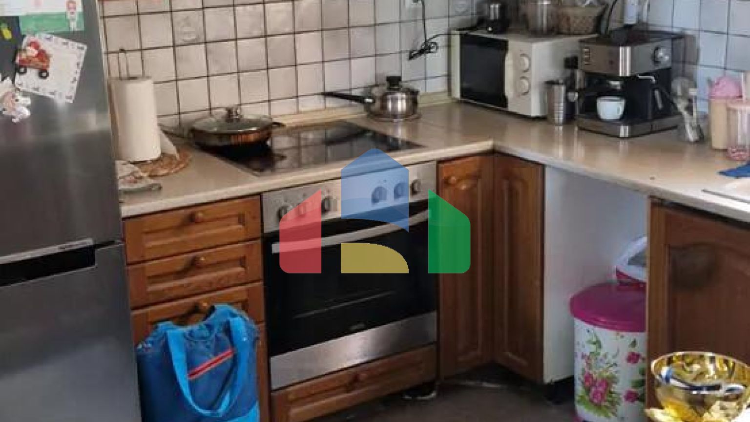 Продаж - Котедж 82 m² в передмісті Кавалі