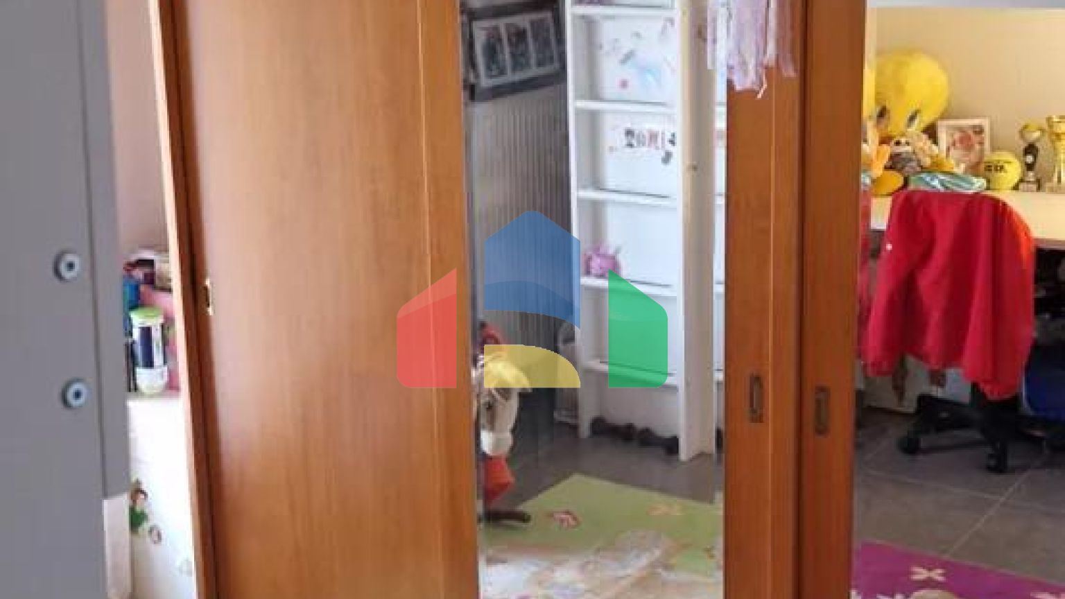 Продаж - Котедж 82 m² в передмісті Кавалі