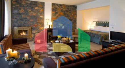 Продаж - Готель 2500 m² в Каймактсалані