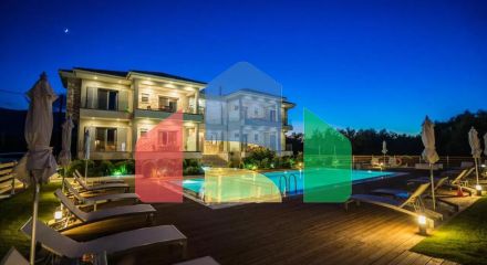 For Sale - Hotel 920 m² in Zante