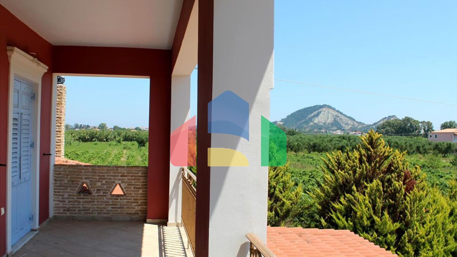 Продажа - Коттедж 225 m² о. Закинф