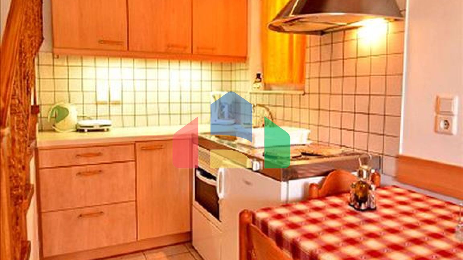 Продаж - Готель 450 m² о. Закінф