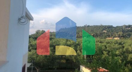 Продажа - Коттедж 200 m² о. Закинф