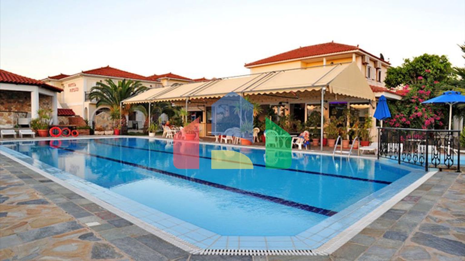 Продажа - Гостиница 1184 m² о. Закинф