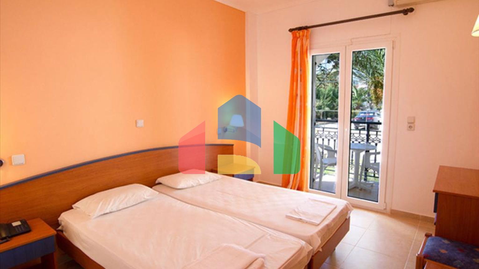 Продажа - Гостиница 1184 m² о. Закинф