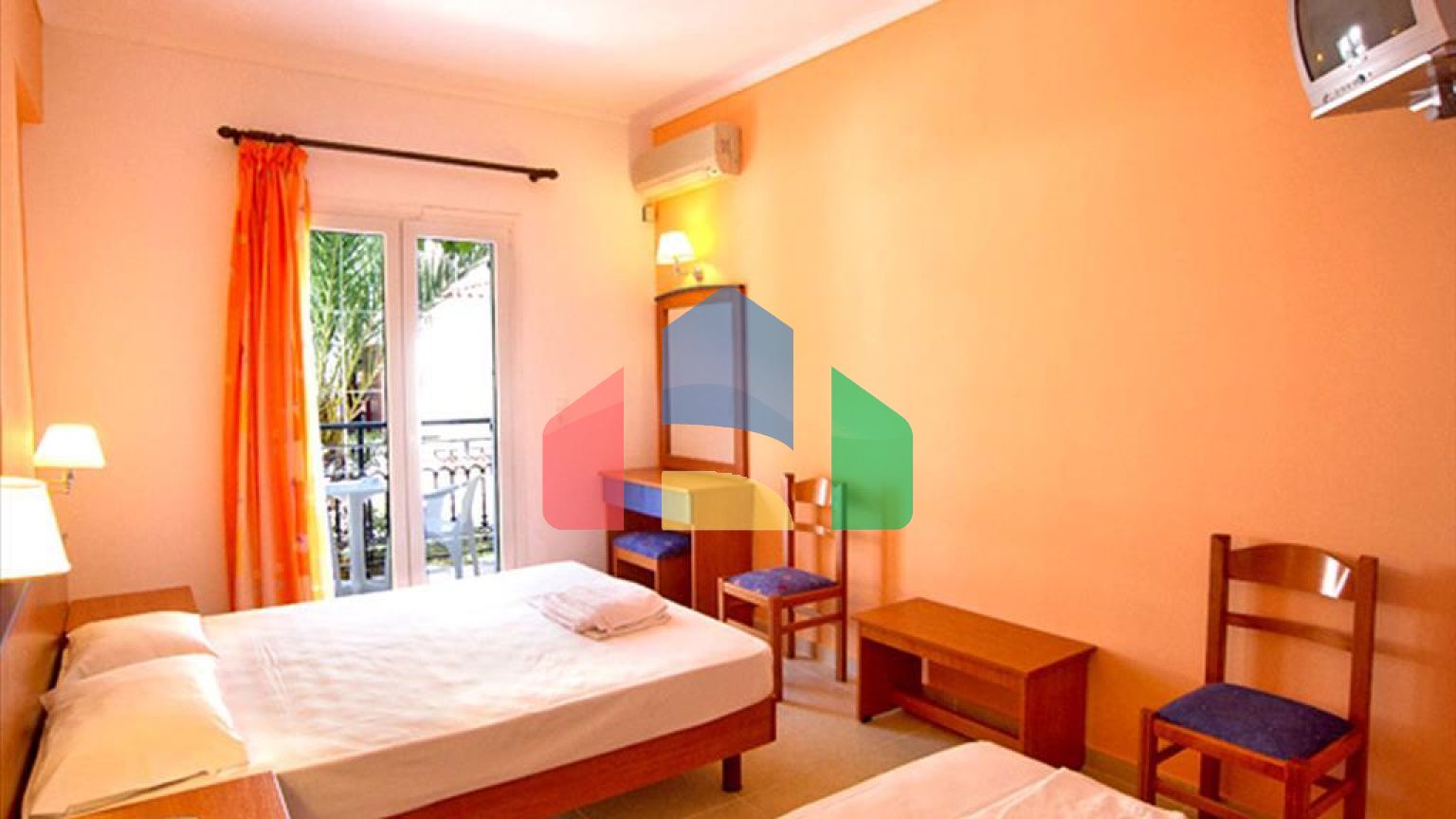 Продажа - Гостиница 1184 m² о. Закинф