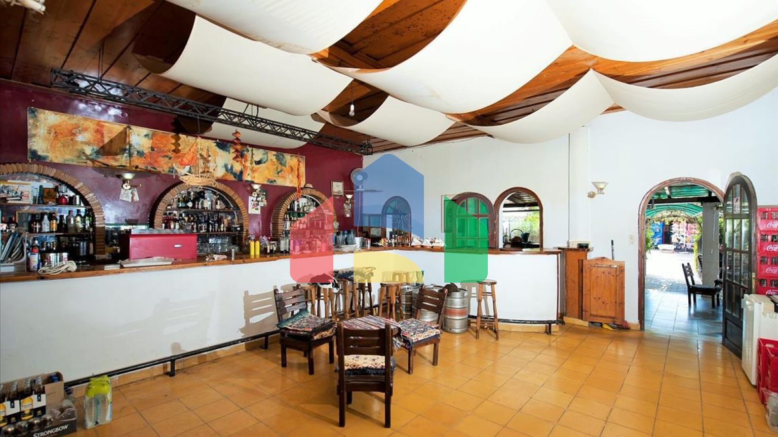 Продажа - Бизнес 100 m² о. Закинф