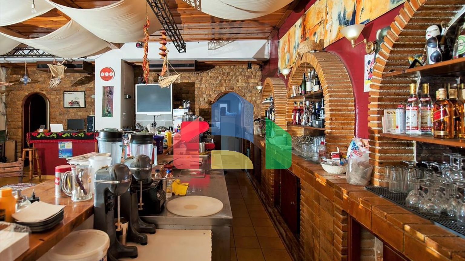 Продажа - Бизнес 100 m² о. Закинф