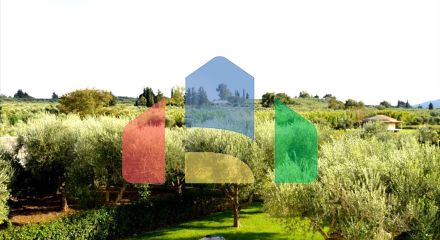 Продаж - Вілла 350 m² о. Закінф