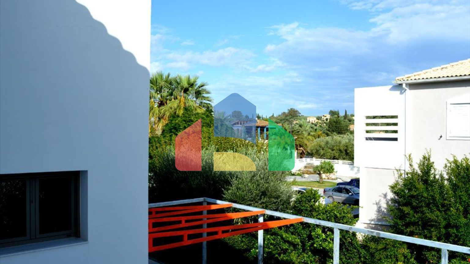 Продаж - Вілла 350 m² о. Закінф