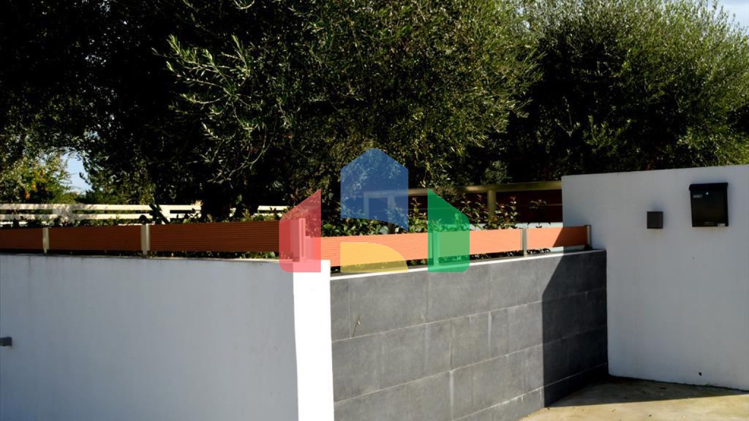 Продаж - Вілла 350 m² о. Закінф