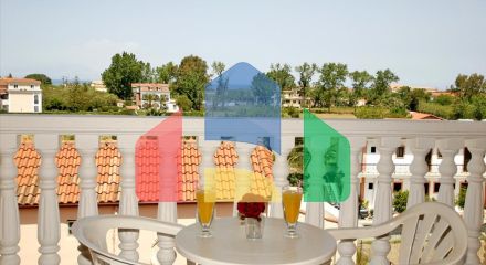 Продаж - Готель 1600 m² о. Закінф