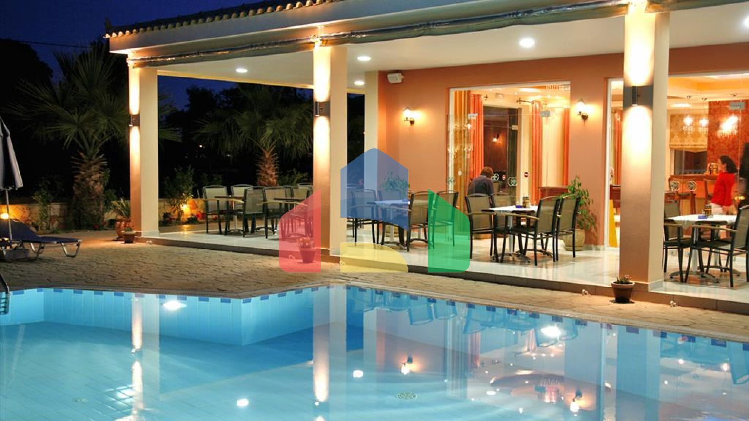 Продаж - Готель 1600 m² о. Закінф