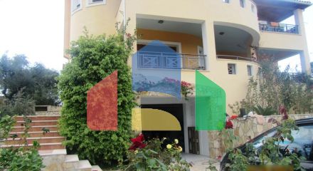 For Sale - Detached house 300 m² in Zante