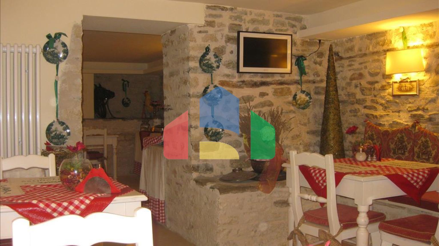 Продажа - Гостиница 370 m² в Эпире