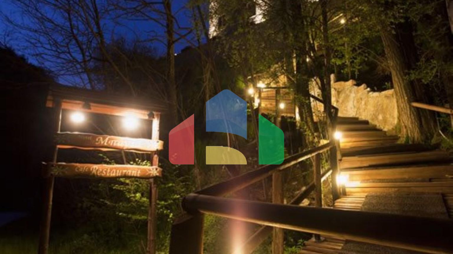 Продаж - Готель 1000 m² в Епірі